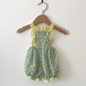 VINTAGE ALEXIS EUC/LN Ruffle Bib Front Calico Floral Crossback Bubble Romper